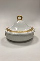 Royal Copenhagen Gold Fan lidded bowl No 11503. Measures 22cm x 16,5cm and is in good condition.