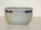 Royal 
Copenhagen 
Gemina, sugar 
bowl.
Designed by 
artist Gertrud 
Vasegaard in 
1959 and ...