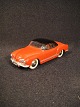 DINKY TOYS 
ANCIEN VOITURE 
VOLKSWAGEN 
KARMANN GHIA 
REF 24M