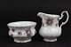 Sugar and cream 
jug
Gathered prize 
200,-
Nice condition