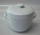 2 pcs in stock
14685 Small 
Covered Crock 4 
5/8" diameter / 
13 x 15 cm 
Gemma # 125 - 
The design ...