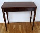 Card table in 
mahogany, 19th 
century. 
Denmark. H .: 
79 cm. B .: 87 
cm. D .: 46 cm.