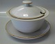 1 pcs without 
lid
Coppelia 311 
Gravy boat 4 dl 
/ 1 pint with 
lid 19 x 13 cm 
Bing & Grondahl 
 ...