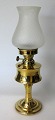 Danish kerosene 
lamp, c. 1880 
brass. 
Tulip-shaped 
frosted glass 
with optical 
stripes. H .: 
24 ...