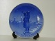Bing & Grondahl 
Christmas Plate 
from 1948, 
Watchman 
Sculpture. 
Factory first, 
perfect 
condition.