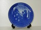 Royal 
Copenhagen 
Christmas Plate 
from 1981, 
Admiring the 
Christmas Tree.
Factory first, 
...
