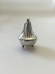 Georg Jensen 
Sterling Silver 
Pepper Shaker 
No 433. 
Measures 5cm. 
In perfect 
condition.