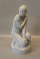 Royal 
Copenhagen 3679 
RC Nude girl 
with Seashell 
Blanc de Chine 
Signed HC 34 cm 
Holger ...