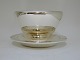 F. Hingelberg 
sauce bowl. 
Sterling (925). 
Height 9 cm. 
Diameter 13 cm. 
Produced 1948 - 
1971