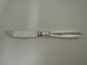 Lotus. Dinner 
Knife, 22 cm. 
Silver (830). 
Horsens 
Silverware 
factory