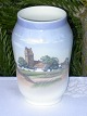 Royal 
Copenhagen 
porcelain. Vase 
no 2843/108. 
Height 17 cm. 
1. Quality, 
fine condition. 
...