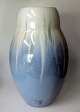 Floor Vase, 
Michael 
Andersen & Son, 
Bornholm 20th 
century. 
Denmark. Violet 
and light 
glaze. H .: ...