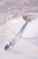 Georg Jensen 
830 silver. 
Acorn salt 
spoon # 104, 
length 8 cm. 
Fine condition. 

The first 
artist ...