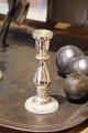 Old candlestick 
in mercury 
silver with 
fine patina. 
Height: 22cm.