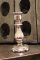 Candlestick in 
old mercury 
silver. Height: 
16.5 cm.