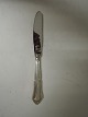 Rita. Lunch 
knife. Silver 
(830). Length 
19 cm