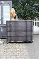 Antique Baroque 
dresser from 
the 1800s with 
four large 
drawers. The 
dresser are in 
2 pieces and 
...