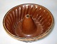 Antique pate / 
baking tin in 
brown pottery, 
19th century. 
H.: 10,5 cm. 
Dia: 24 cm.