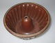 Antique pate / 
baking tin in 
brown pottery, 
19th century. 
H.:  7,5 cm. 
Dia: 16 cm.
