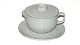 Aluminia Royal 
Copenhagen Blue 
Edge Sauce Boat
With lid and 
underplate
Dek.nr. 3085 
or ...