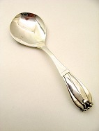 Serving spoon