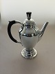 Georg Jensen 
Sterling Silver 
Large Coffee 
Pot No 88. 
Measures 24,5cm 
and is in good 
condition.