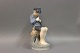 Royal figurine 
No. 905, herd 
boy whittling. 
Height 19 cm.
