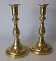 Pair of Danish 
1800 century 
brass 
candlesticks. 
Round foot with 
molded strain. 
H .: 16.5 cm. 
On ...