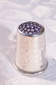 Thimbles 830s 
silver with 
glass. With 
inscription 
"Hilda" and 
traces of use, 
see pictures.