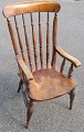 English Windsor 
arm chair, 19th 
century. 
Polished. Ask 
and fruit tree. 
H .: 11.5 cm. D 
.: 65 cm. ...