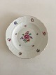 Herend Hungary 
Cake Plate, 
Handpainted 
with Flowers. 
Measures 19 
cm.