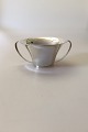 Georg Jensen 
Sterling Silver 
Bowl with 2 
handles No 753 
fra 1933-1944. 
Measures 16,5cm 
x 8,5cm