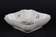 Royal 
Copenhagen - 
Frisenborg
Square potato 
bowl no 1522
Size 21 x 21 
cm
Nice condition