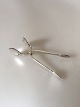 Georg Jensen 
Sterling Silver 
Beaded Sugar 
Tongs No 174. 
Measures 10 cm 
/ 3 15/16". 
Design Georg 
...