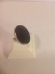 Ring with black 
onyx.
Silver: 925
Messterstempel 
From (NE From 
Silversmiths - 
Nakskov / ...
