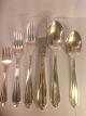 Krone pattern 
Silverplate
Cake knife kr. 
250,00
Dessert be 
17.5 cm kr 
50.00
Lunch fork 
18.5 ...