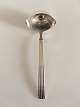 Georg Jensen 
Sterling Silver 
'Bernadotte' 
Sauce Ladle No 
153. Measures 
19 cm / 7 31/64 
in.
