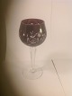 Romer Glass Red 
Wine.
Height: 18.5 
cm.
With hexagonal 
phase cut stalk 
with with 
serrated edges.