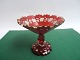 Bowl in glass, 
France 1880.
With white 
petals 
decoration and 
gold edge - of 
Bömick ...