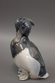 Royal 
Copenhagen 
Figurine  no. 
1941 by Peter 
Harold 1918. H: 
12cm B: 7cm
