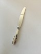 Hans Hansen 
Thirslund 
Sterling Silver 
Dinner Knife. 
Measures 24 cm 
(9 29/64").