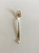 Cohr Mimosa 
Sterling Silver 
Cake Fork. 
Measures 14.5 
cm / 5 45/64"