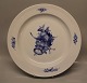 8014-10 Round 
Platter 39.5 cm 
Royal 
Copenhagen Blue 
Flower braided 
In mint and 
nice condition
