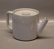 White Pot 6306 
Tea pot 1.4 
liter / 13 x 22 
cm with lid  
6222.1 (127) 
Royal 
Copenhagen 
Porcelain  ...