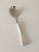 Patricia W.S. 
Sørensen 
Sterling Silver 
Serving Spoon.
Measures 21 cm 
long (8 17/64")