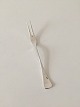 Patricia W.S. 
Sørensen 
Sterling Silver 
Lemon Fork
Measures 10.8 
cm long (4 
1/4")
