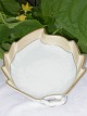 Royal 
Copenhagen 
porcelain. 
Pickle dish 
leaf-shaped. 
Length 22,5 
cms. 1. Quality 
fine condition.