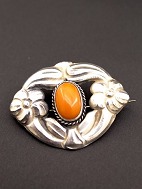 Jugend brooch 830s sold