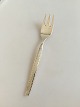 KJA Capri 
Cakefork 14.5 
cm L (5 45/64")