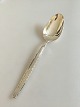 KJA Silver 
Plate Capri 
Dessert Spoon
Measures 17.5 
cm (6 57/64")